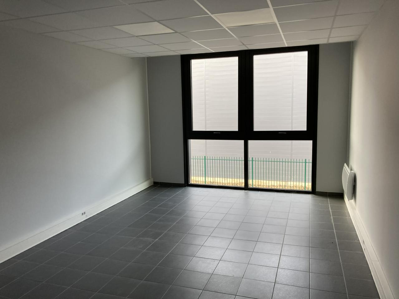 Local d'activité Champagne-sur-Oise 1118m² Location local d'activité Champagne-sur-Oise Val-d'Oise OLACT2205521 8